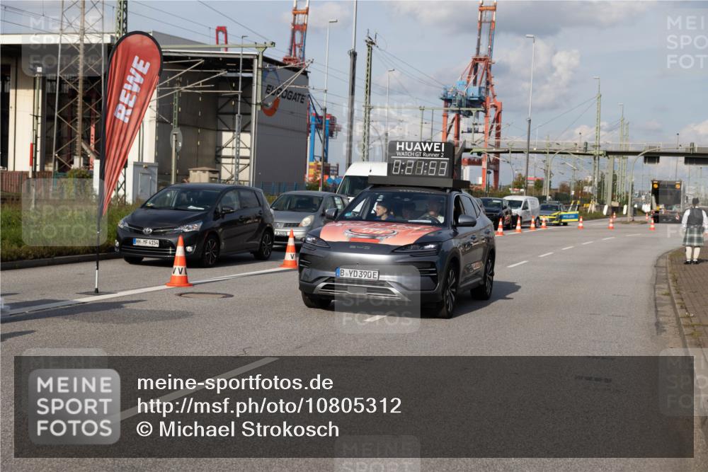 03.10.2026 - Köhlbrandbrückenlauf Michael Strokosch http://msf.ph/oto/10805312 03.10.2026 15:21:51 Position 3 4154, 140, 390, 2, 0, 88, 68 meine-sportfotos.de