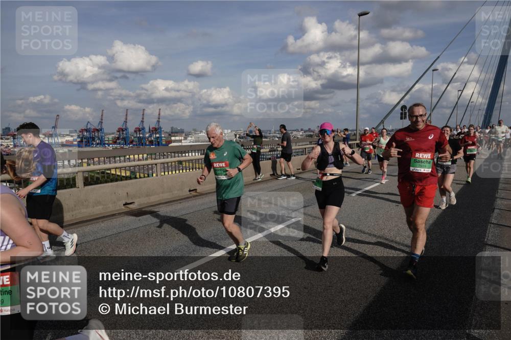 03.10.2026 - Köhlbrandbrückenlauf Michael Burmester http://msf.ph/oto/10807395 03.10.2026 15:29:02 Position 1 9, 7919 meine-sportfotos.de