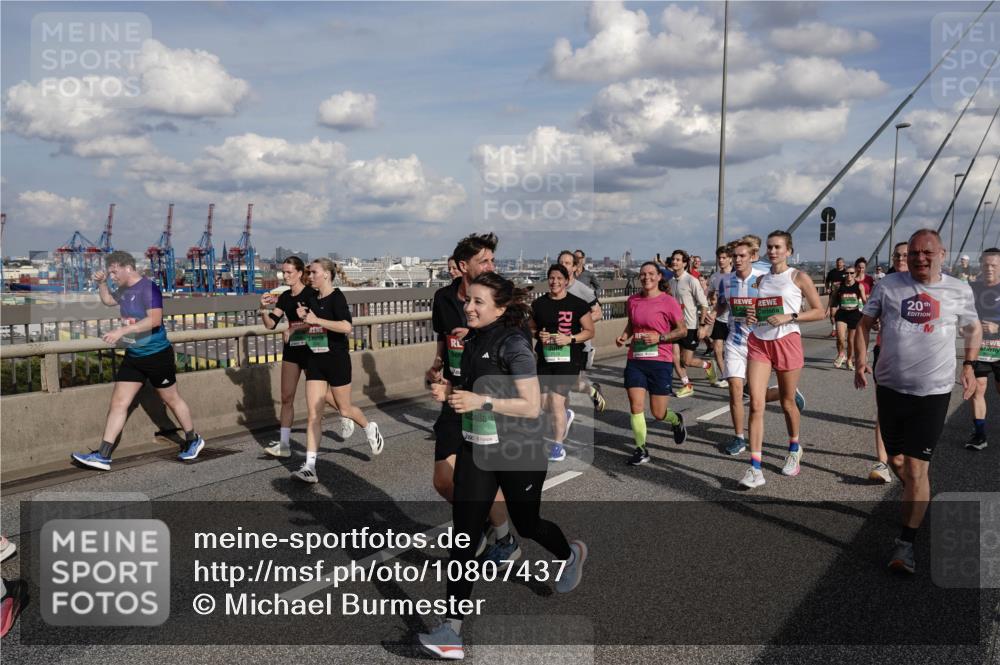 03.10.2026 - Köhlbrandbrückenlauf Michael Burmester http://msf.ph/oto/10807437 03.10.2026 15:29:13 Position 1 20 meine-sportfotos.de