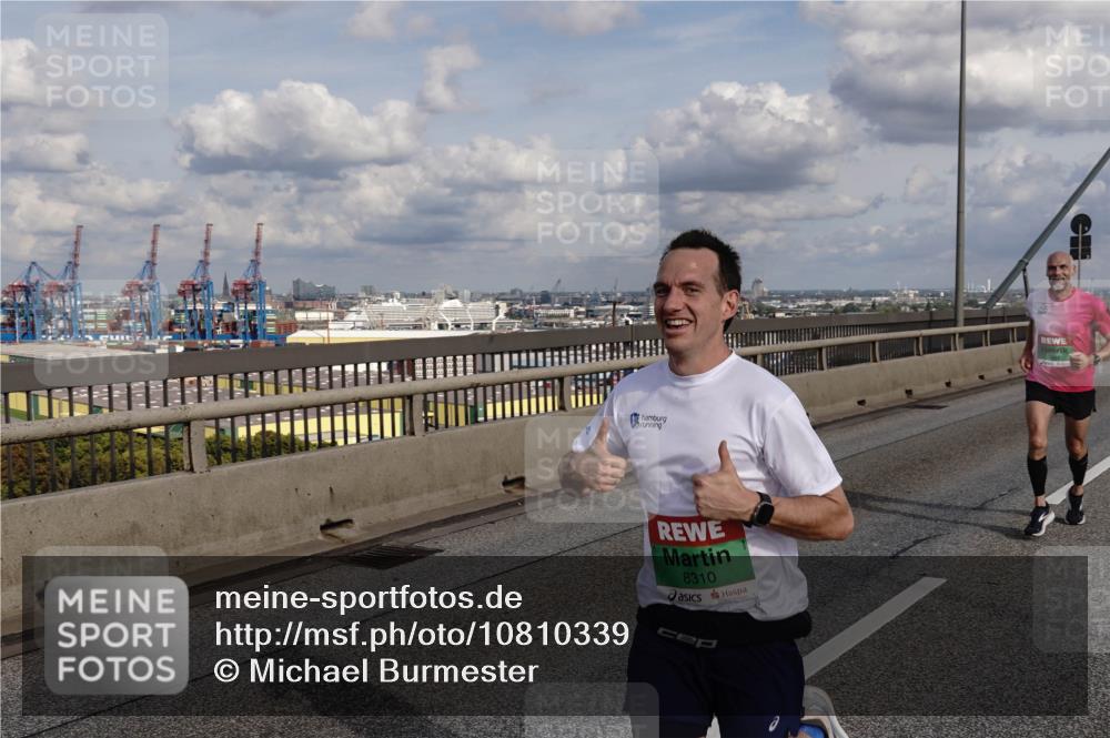 03.10.2026 - Köhlbrandbrückenlauf Michael Burmester http://msf.ph/oto/10810339 03.10.2026 15:20:00 Position 1 8310 meine-sportfotos.de