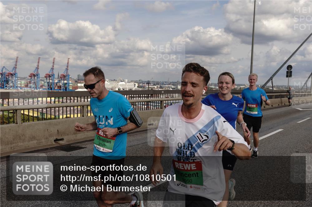 03.10.2026 - Köhlbrandbrückenlauf Michael Burmester http://msf.ph/oto/10810501 03.10.2026 15:20:59 Position 1 8146, 8050 meine-sportfotos.de