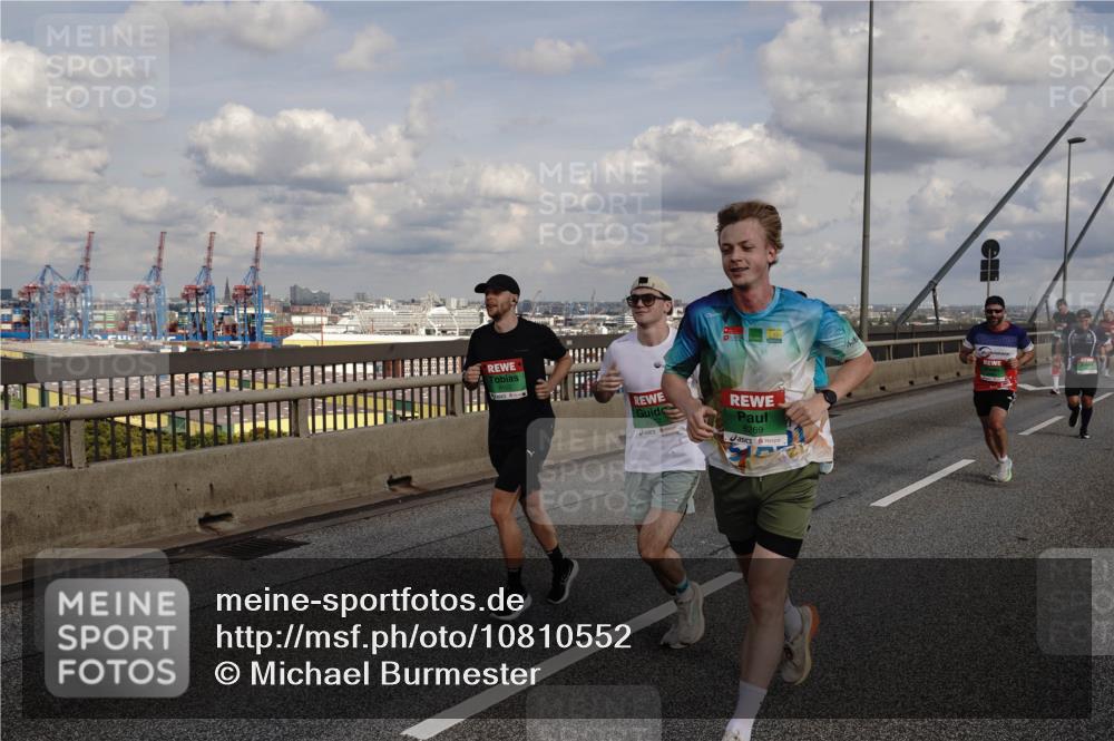 03.10.2026 - Köhlbrandbrückenlauf Michael Burmester http://msf.ph/oto/10810552 03.10.2026 15:21:21 Position 1 8269 meine-sportfotos.de