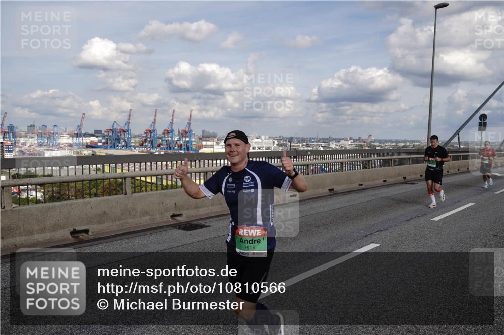 03.10.2026 - Köhlbrandbrückenlauf Michael Burmester http://msf.ph/oto/10810566 03.10.2026 15:21:25 Position 1 7615 meine-sportfotos.de