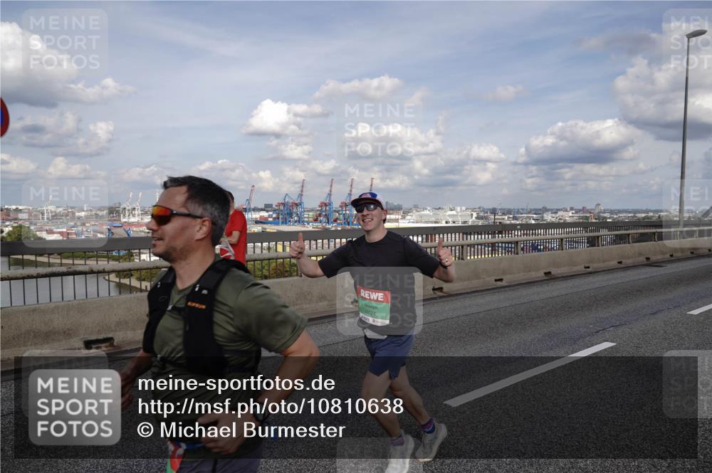 03.10.2026 - Köhlbrandbrückenlauf Michael Burmester http://msf.ph/oto/10810638 03.10.2026 15:21:45 Position 1 9774 meine-sportfotos.de