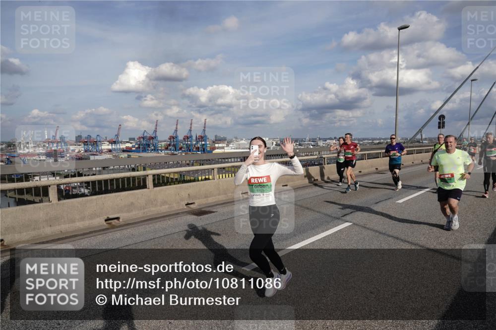 03.10.2026 - Köhlbrandbrückenlauf Michael Burmester http://msf.ph/oto/10811086 03.10.2026 15:24:08 Position 1 8103 meine-sportfotos.de