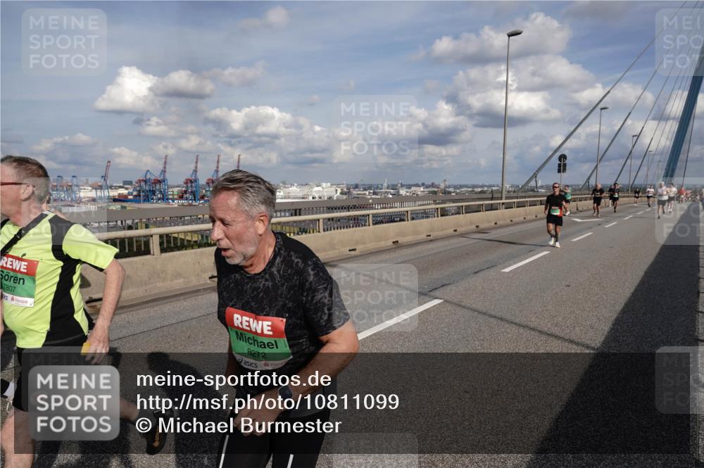 03.10.2026 - Köhlbrandbrückenlauf Michael Burmester http://msf.ph/oto/10811099 03.10.2026 15:24:12 Position 1 7807, 8272 meine-sportfotos.de