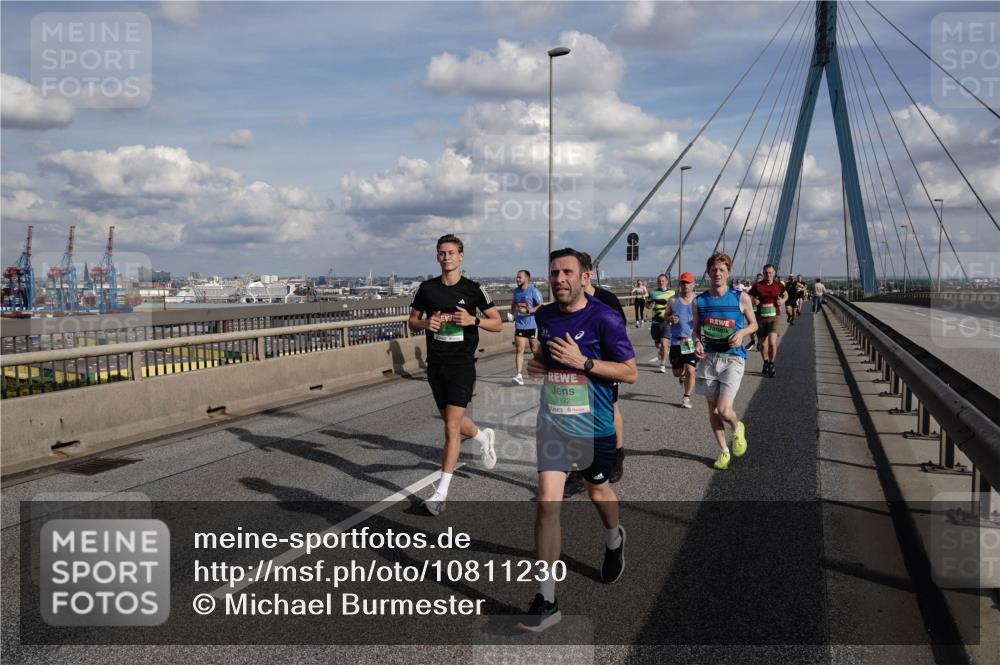 03.10.2026 - Köhlbrandbrückenlauf Michael Burmester http://msf.ph/oto/10811230 03.10.2026 15:24:54 Position 1 8172 meine-sportfotos.de