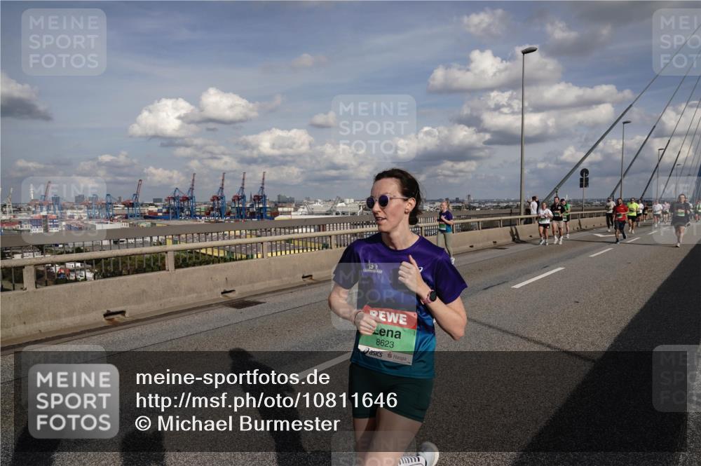 03.10.2026 - Köhlbrandbrückenlauf Michael Burmester http://msf.ph/oto/10811646 03.10.2026 15:26:46 Position 1 8623 meine-sportfotos.de