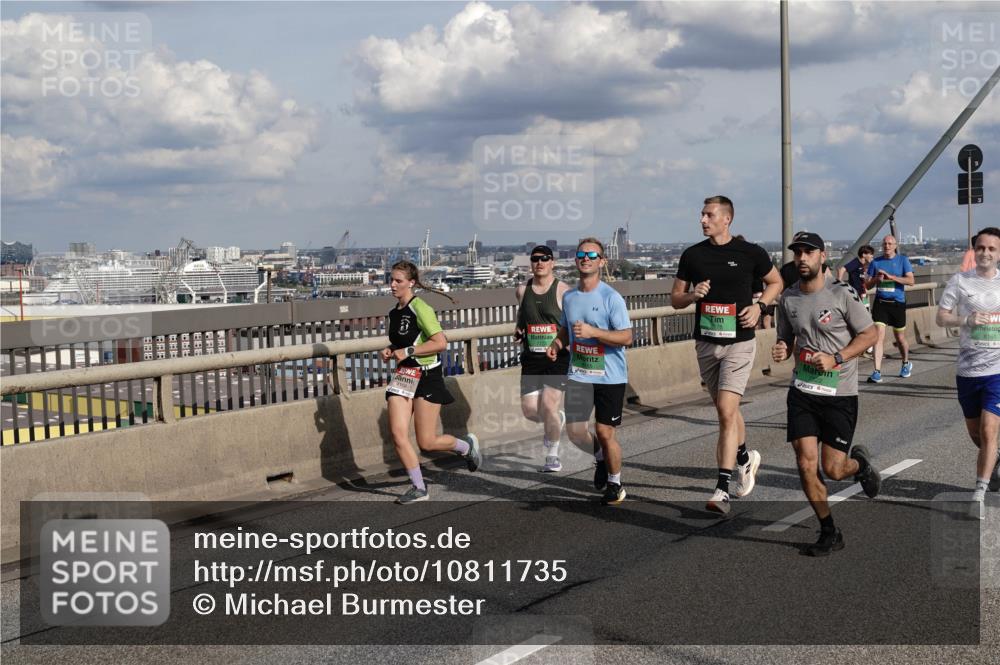 03.10.2026 - Köhlbrandbrückenlauf Michael Burmester http://msf.ph/oto/10811735 03.10.2026 15:27:13 Position 1 888, 888 meine-sportfotos.de