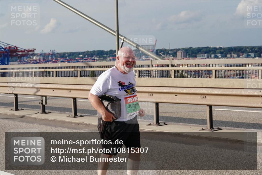 03.10.2026 - Köhlbrandbrückenlauf Michael Burmester http://msf.ph/oto/10815307 03.10.2026 16:07:44 Position 2 9496 meine-sportfotos.de