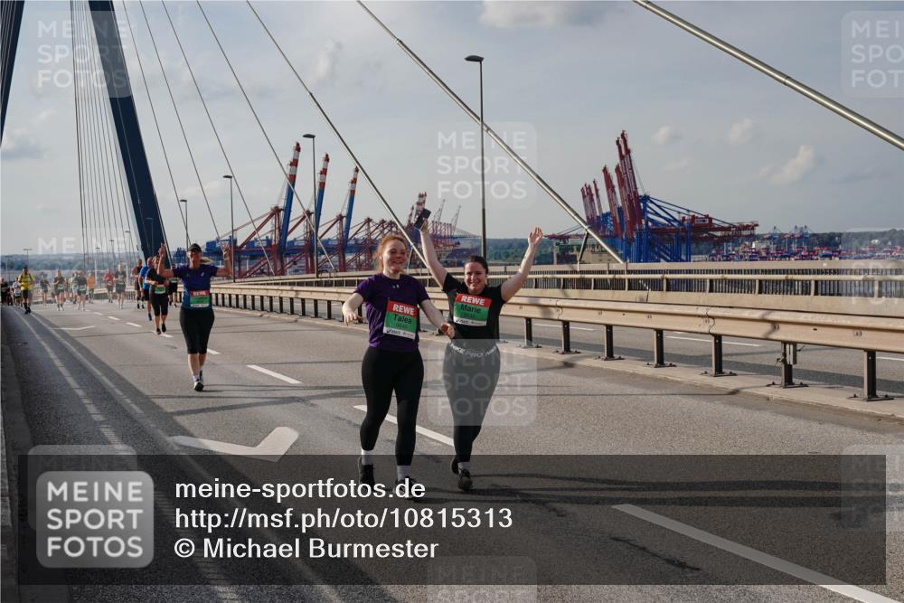 03.10.2026 - Köhlbrandbrückenlauf Michael Burmester http://msf.ph/oto/10815313 03.10.2026 16:07:49 Position 2  meine-sportfotos.de