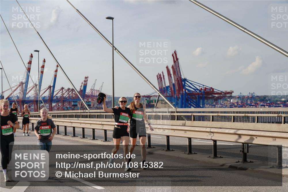 03.10.2026 - Köhlbrandbrückenlauf Michael Burmester http://msf.ph/oto/10815382 03.10.2026 16:08:25 Position 2  meine-sportfotos.de