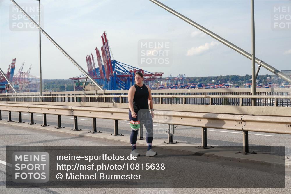 03.10.2026 - Köhlbrandbrückenlauf Michael Burmester http://msf.ph/oto/10815638 03.10.2026 16:12:13 Position 2  meine-sportfotos.de