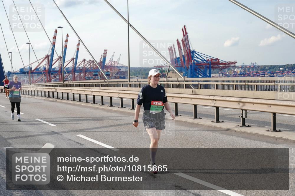 03.10.2026 - Köhlbrandbrückenlauf Michael Burmester http://msf.ph/oto/10815665 03.10.2026 16:12:40 Position 2 9564, 666666 meine-sportfotos.de