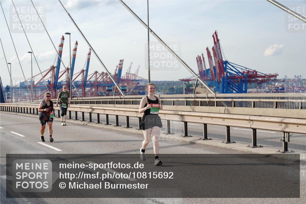 03.10.2026 - Köhlbrandbrückenlauf Michael Burmester http://msf.ph/oto/10815692 03.10.2026 16:13:00 Position 2  meine-sportfotos.de