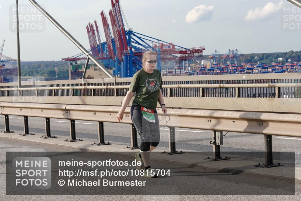 03.10.2026 - Köhlbrandbrückenlauf Michael Burmester http://msf.ph/oto/10815704 03.10.2026 16:13:10 Position 2 927 meine-sportfotos.de