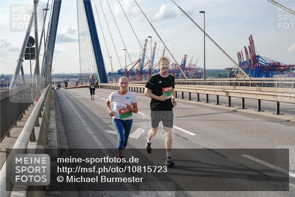 03.10.2026 - Köhlbrandbrückenlauf Michael Burmester http://msf.ph/oto/10815723 03.10.2026 16:13:41 Position 2  meine-sportfotos.de