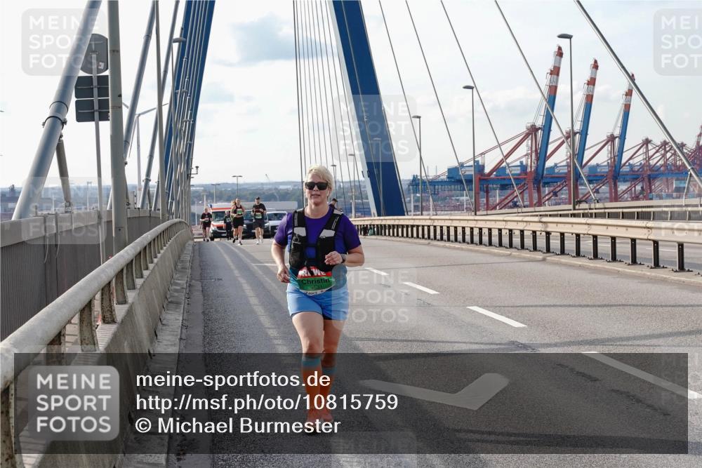 03.10.2026 - Köhlbrandbrückenlauf Michael Burmester http://msf.ph/oto/10815759 03.10.2026 16:15:30 Position 2 9531 meine-sportfotos.de