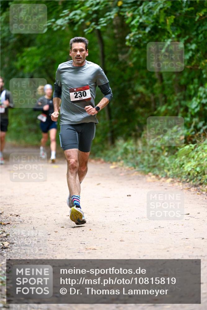 11.10.2026 - Bramfelder Halbmarathon 2026 Dr. Thomas Lammeyer http://msf.ph/oto/10815819 11.10.2026 09:50:02 Laufen 230 meine-sportfotos.de