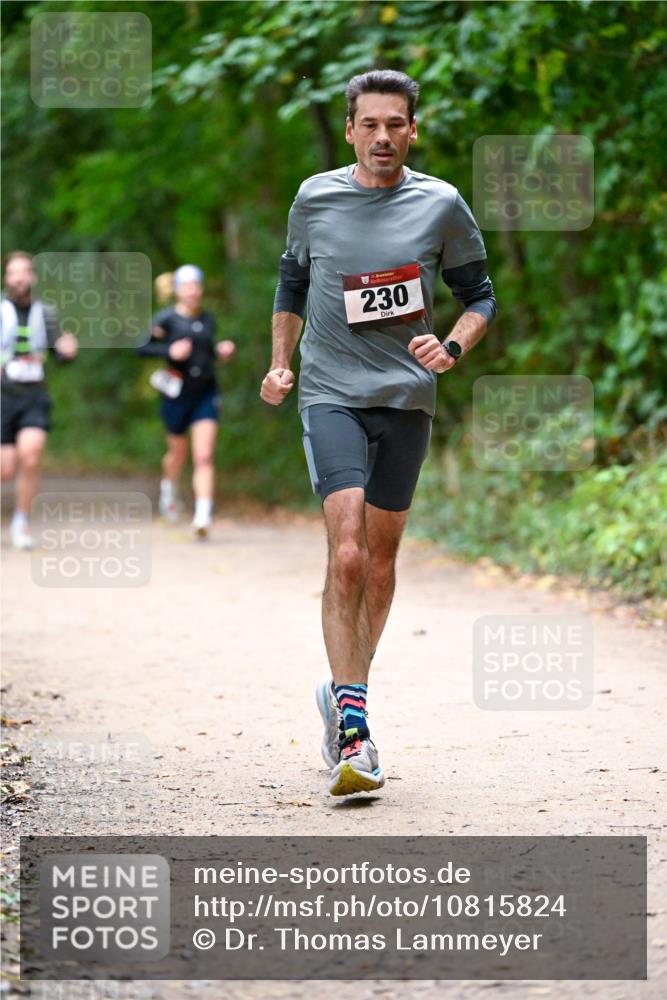 11.10.2026 - Bramfelder Halbmarathon 2026 Dr. Thomas Lammeyer http://msf.ph/oto/10815824 11.10.2026 09:50:03 Laufen 230 meine-sportfotos.de