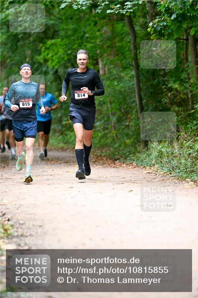 11.10.2026 - Bramfelder Halbmarathon 2026 Dr. Thomas Lammeyer http://msf.ph/oto/10815855 11.10.2026 09:50:09 Laufen 814, 815 meine-sportfotos.de