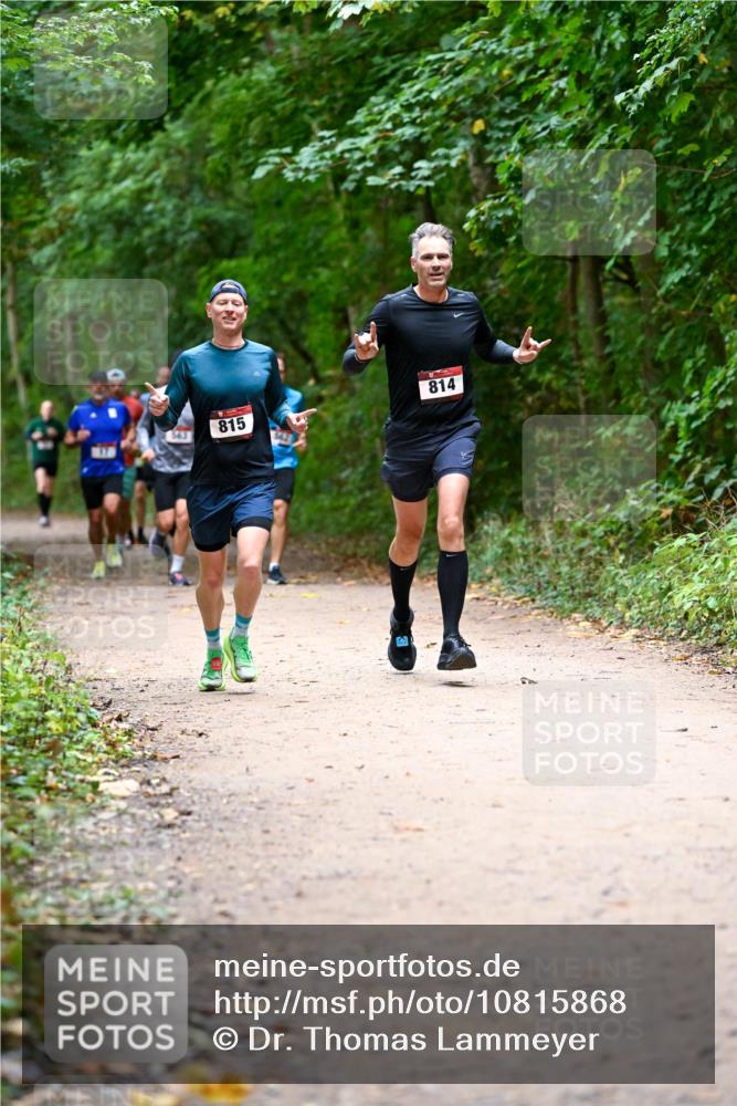 11.10.2026 - Bramfelder Halbmarathon 2026 Dr. Thomas Lammeyer http://msf.ph/oto/10815868 11.10.2026 09:50:11 Laufen 814, 815 meine-sportfotos.de