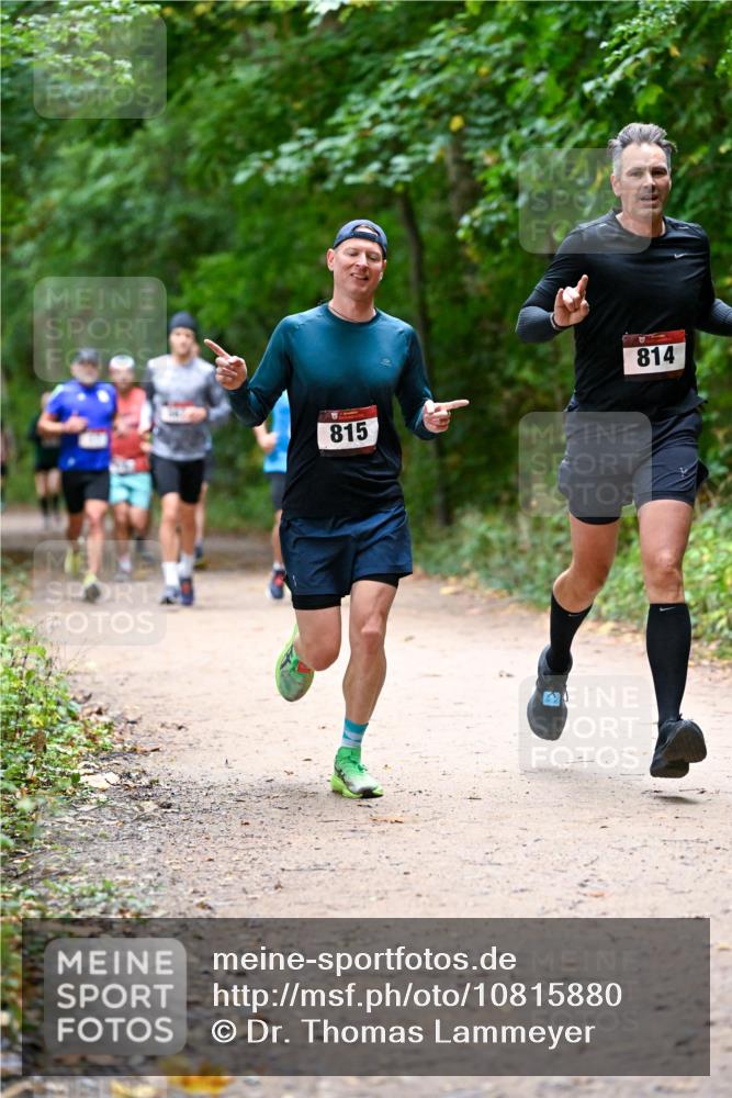 11.10.2026 - Bramfelder Halbmarathon 2026 Dr. Thomas Lammeyer http://msf.ph/oto/10815880 11.10.2026 09:50:12 Laufen 815, 814 meine-sportfotos.de
