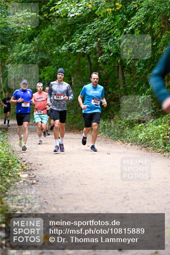 11.10.2026 - Bramfelder Halbmarathon 2026 Dr. Thomas Lammeyer http://msf.ph/oto/10815889 11.10.2026 09:50:15 Laufen 17, 576, 563, 562 meine-sportfotos.de