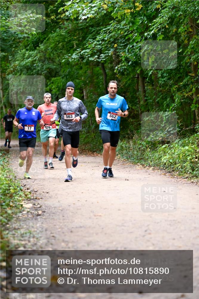 11.10.2026 - Bramfelder Halbmarathon 2026 Dr. Thomas Lammeyer http://msf.ph/oto/10815890 11.10.2026 09:50:15 Laufen 17, 576, 563, 562 meine-sportfotos.de