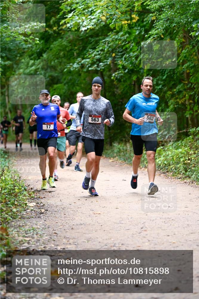 11.10.2026 - Bramfelder Halbmarathon 2026 Dr. Thomas Lammeyer http://msf.ph/oto/10815898 11.10.2026 09:50:16 Laufen 563, 17, 562 meine-sportfotos.de