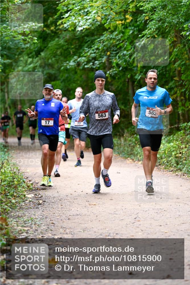 11.10.2026 - Bramfelder Halbmarathon 2026 Dr. Thomas Lammeyer http://msf.ph/oto/10815900 11.10.2026 09:50:16 Laufen 17, 563, 562 meine-sportfotos.de