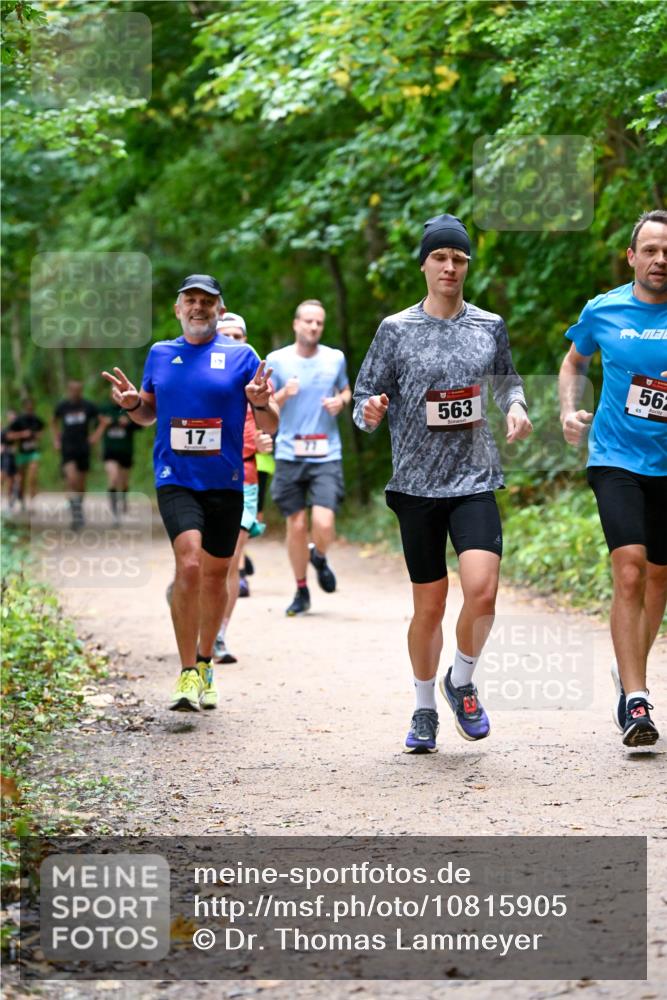 11.10.2026 - Bramfelder Halbmarathon 2026 Dr. Thomas Lammeyer http://msf.ph/oto/10815905 11.10.2026 09:50:17 Laufen 17, 563, 56 meine-sportfotos.de