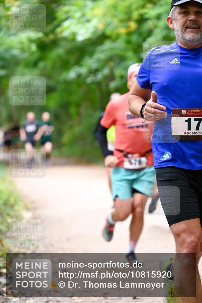 11.10.2026 - Bramfelder Halbmarathon 2026 Dr. Thomas Lammeyer http://msf.ph/oto/10815920 11.10.2026 09:50:19 Laufen 35, 17 meine-sportfotos.de