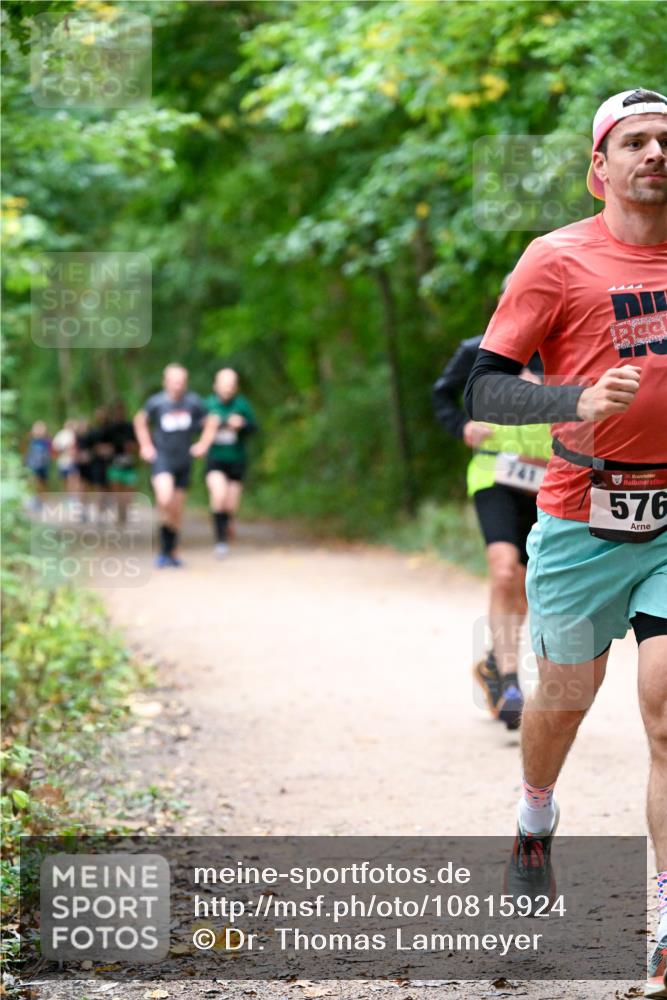 11.10.2026 - Bramfelder Halbmarathon 2026 Dr. Thomas Lammeyer http://msf.ph/oto/10815924 11.10.2026 09:50:20 Laufen 4444, 741, 3, 576 meine-sportfotos.de