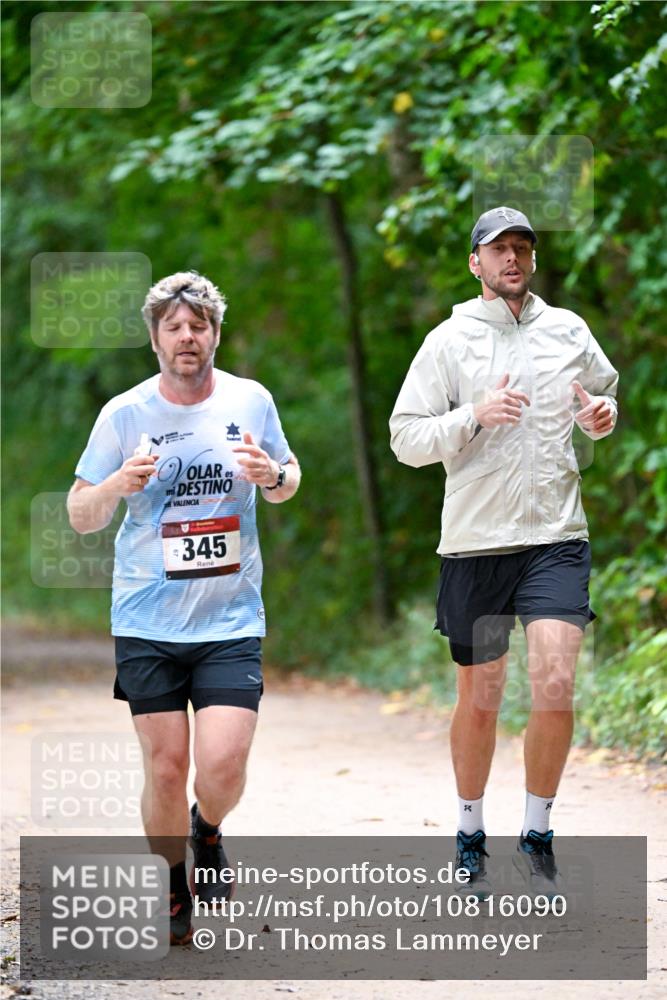 11.10.2026 - Bramfelder Halbmarathon 2026 Dr. Thomas Lammeyer http://msf.ph/oto/10816090 11.10.2026 09:51:06 Laufen 345 meine-sportfotos.de