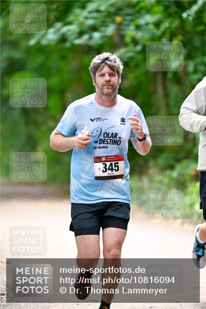 11.10.2026 - Bramfelder Halbmarathon 2026 Dr. Thomas Lammeyer http://msf.ph/oto/10816094 11.10.2026 09:51:07 Laufen 21, 345 meine-sportfotos.de
