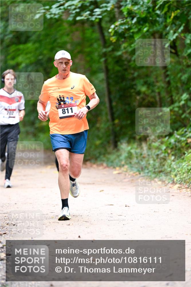 11.10.2026 - Bramfelder Halbmarathon 2026 Dr. Thomas Lammeyer http://msf.ph/oto/10816111 11.10.2026 09:51:20 Laufen 702, 811 meine-sportfotos.de