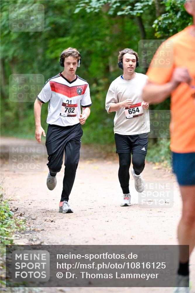 11.10.2026 - Bramfelder Halbmarathon 2026 Dr. Thomas Lammeyer http://msf.ph/oto/10816125 11.10.2026 09:51:22 Laufen 21, 702, 6, 31, 654 meine-sportfotos.de