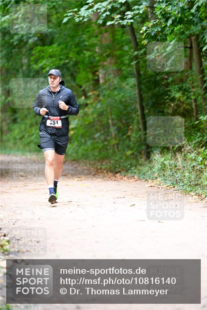 11.10.2026 - Bramfelder Halbmarathon 2026 Dr. Thomas Lammeyer http://msf.ph/oto/10816140 11.10.2026 09:51:36 Laufen 551 meine-sportfotos.de