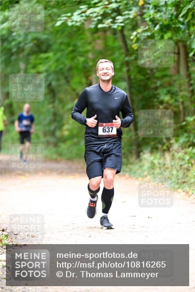 11.10.2026 - Bramfelder Halbmarathon 2026 Dr. Thomas Lammeyer http://msf.ph/oto/10816265 11.10.2026 09:52:17 Laufen 637 meine-sportfotos.de