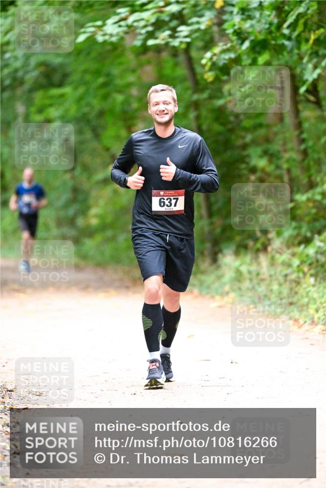 11.10.2026 - Bramfelder Halbmarathon 2026 Dr. Thomas Lammeyer http://msf.ph/oto/10816266 11.10.2026 09:52:17 Laufen 637 meine-sportfotos.de