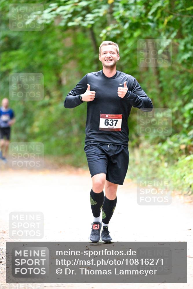 11.10.2026 - Bramfelder Halbmarathon 2026 Dr. Thomas Lammeyer http://msf.ph/oto/10816271 11.10.2026 09:52:18 Laufen 637 meine-sportfotos.de