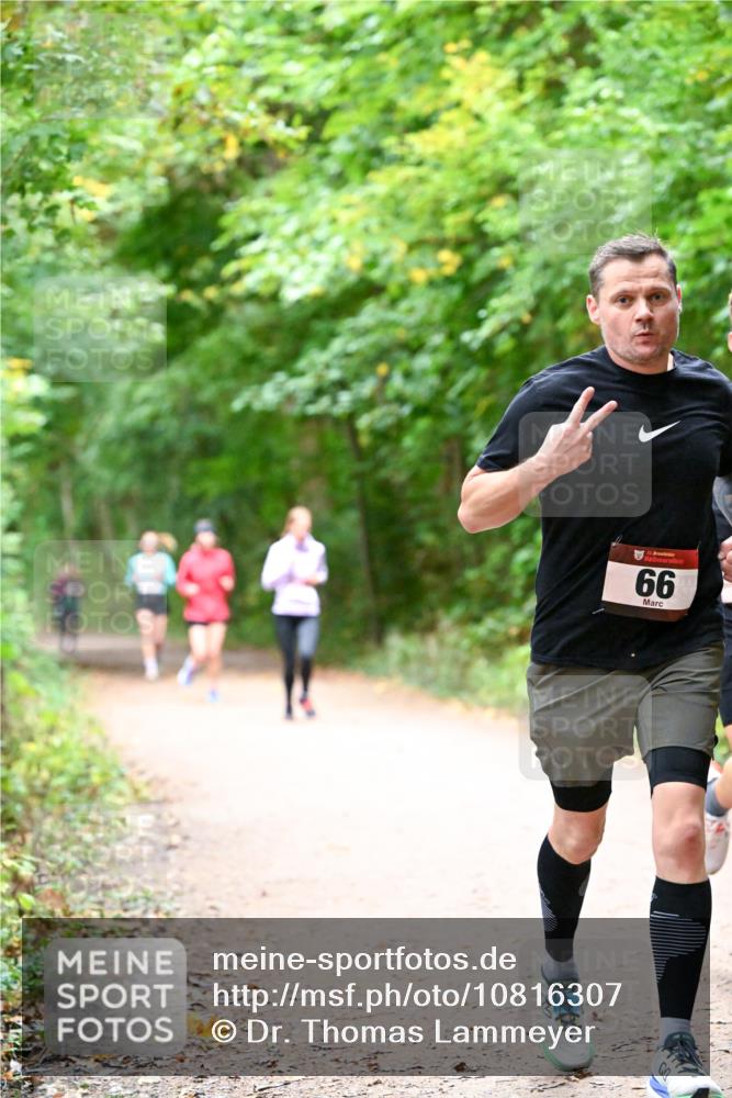 11.10.2026 - Bramfelder Halbmarathon 2026 Dr. Thomas Lammeyer http://msf.ph/oto/10816307 11.10.2026 09:52:32 Laufen 66 meine-sportfotos.de