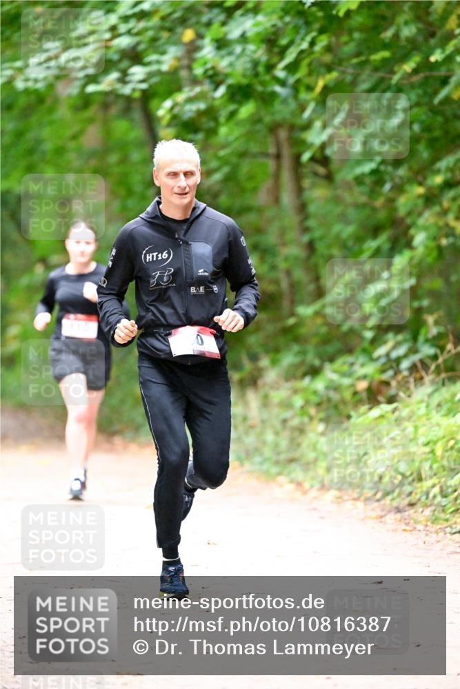11.10.2026 - Bramfelder Halbmarathon 2026 Dr. Thomas Lammeyer http://msf.ph/oto/10816387 11.10.2026 09:52:56 Laufen 110, 16 meine-sportfotos.de