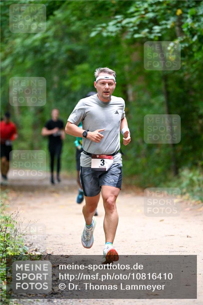 11.10.2026 - Bramfelder Halbmarathon 2026 Dr. Thomas Lammeyer http://msf.ph/oto/10816410 11.10.2026 09:53:02 Laufen 3 meine-sportfotos.de