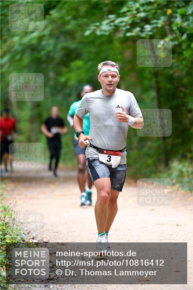 11.10.2026 - Bramfelder Halbmarathon 2026 Dr. Thomas Lammeyer http://msf.ph/oto/10816412 11.10.2026 09:53:02 Laufen 3 meine-sportfotos.de