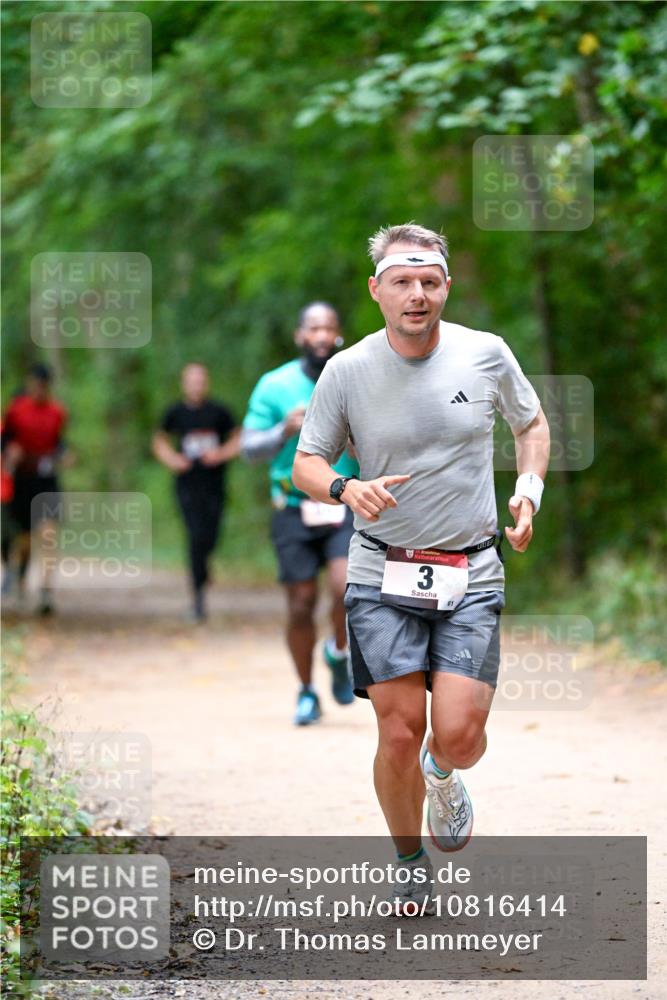 11.10.2026 - Bramfelder Halbmarathon 2026 Dr. Thomas Lammeyer http://msf.ph/oto/10816414 11.10.2026 09:53:02 Laufen 3 meine-sportfotos.de