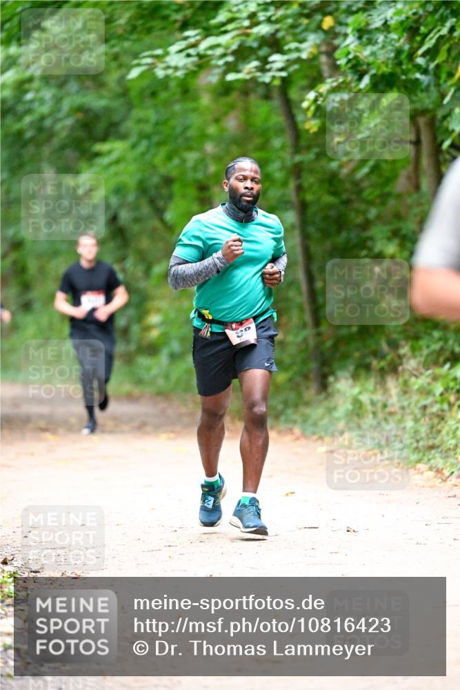 11.10.2026 - Bramfelder Halbmarathon 2026 Dr. Thomas Lammeyer http://msf.ph/oto/10816423 11.10.2026 09:53:04 Laufen 39 meine-sportfotos.de