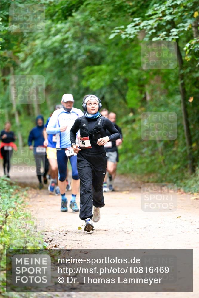 11.10.2026 - Bramfelder Halbmarathon 2026 Dr. Thomas Lammeyer http://msf.ph/oto/10816469 11.10.2026 09:53:18 Laufen 78, 79 meine-sportfotos.de