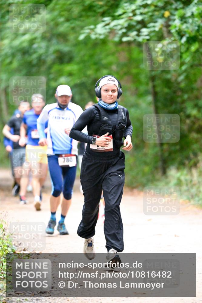 11.10.2026 - Bramfelder Halbmarathon 2026 Dr. Thomas Lammeyer http://msf.ph/oto/10816482 11.10.2026 09:53:20 Laufen 780 meine-sportfotos.de